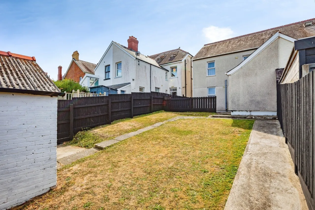 Aberystwyth Road, Cardigan, SA43, photo 18