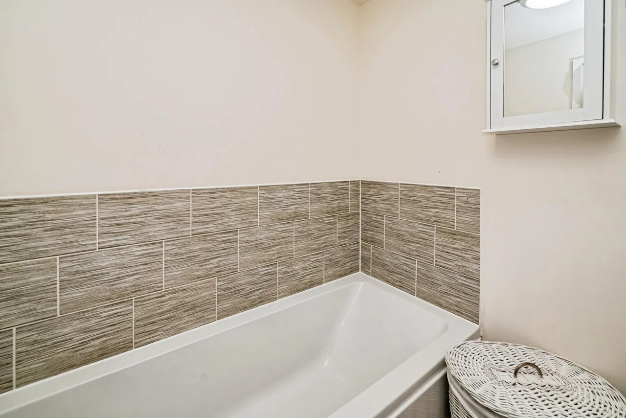 Grand Junction, Aylesbury, HP22, photo 14