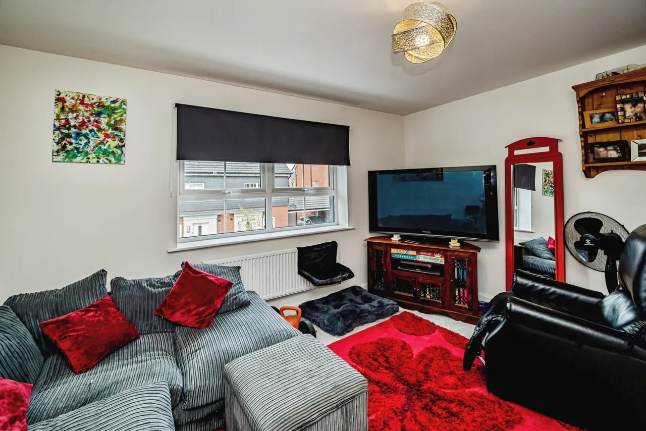 Grand Junction, Aylesbury, HP22, photo 11