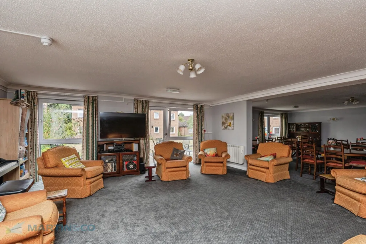 Mount Hermon Road, Woking, Surrey, photo 7
