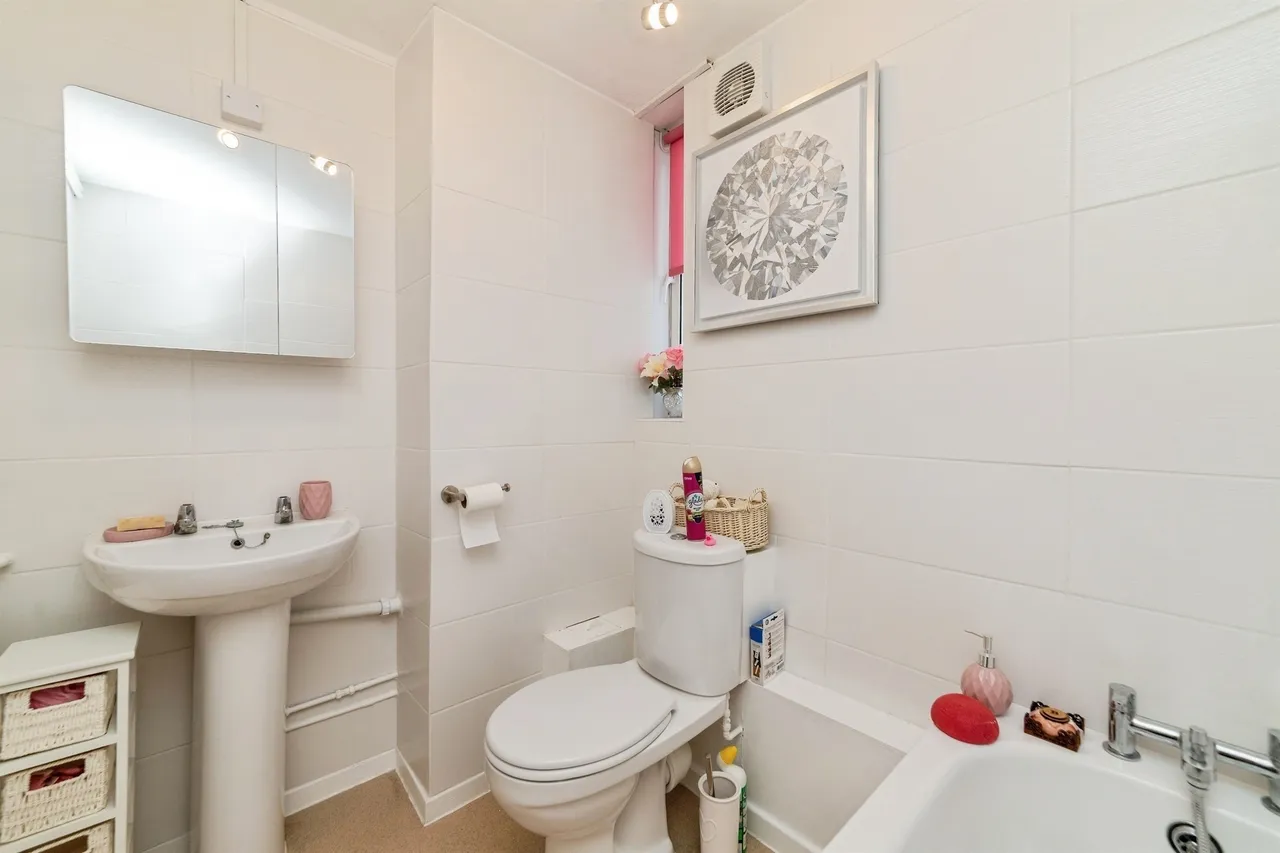 Harrow Court, Stevenage, SG1, photo 16
