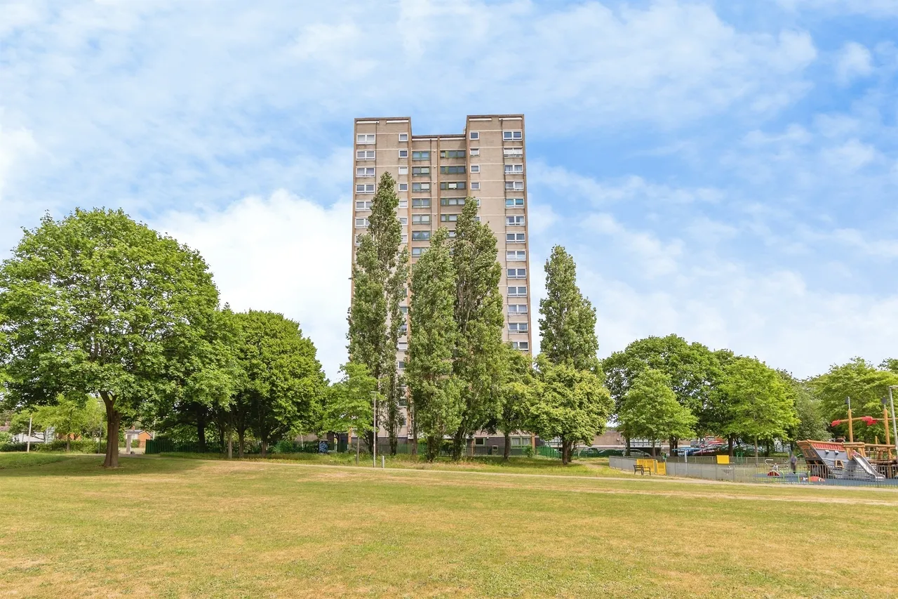 Harrow Court, Stevenage, SG1, photo 19