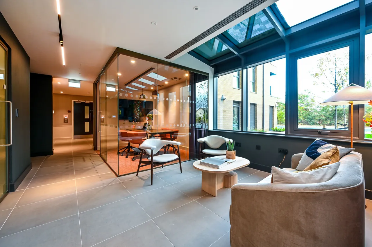 106 Assay Apartments, Station View, Guildford, photo 12