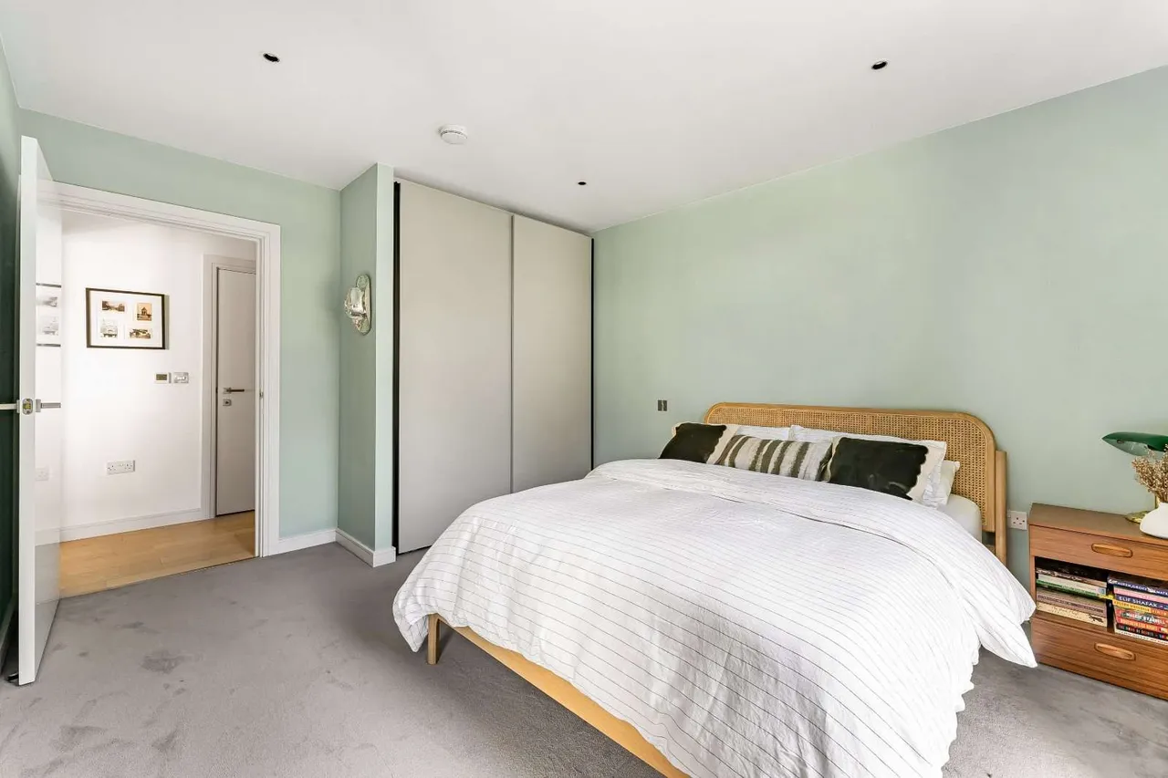 Downs Road, London, E5, photo 9
