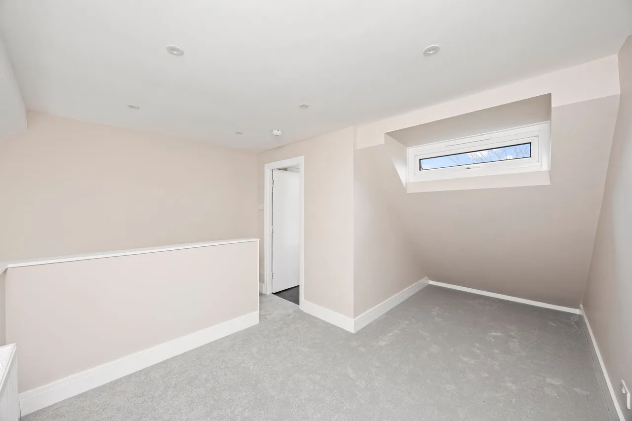 Challoners, Horsted Keynes, RH17, photo 9