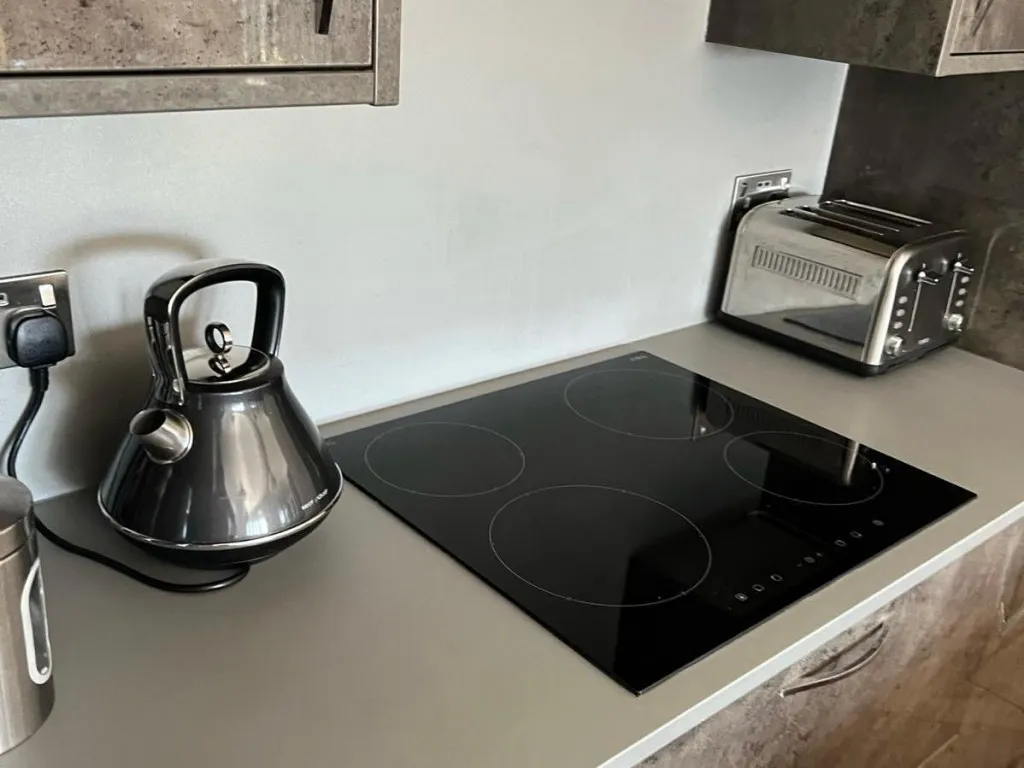 Llanedwen, LL61, photo 8