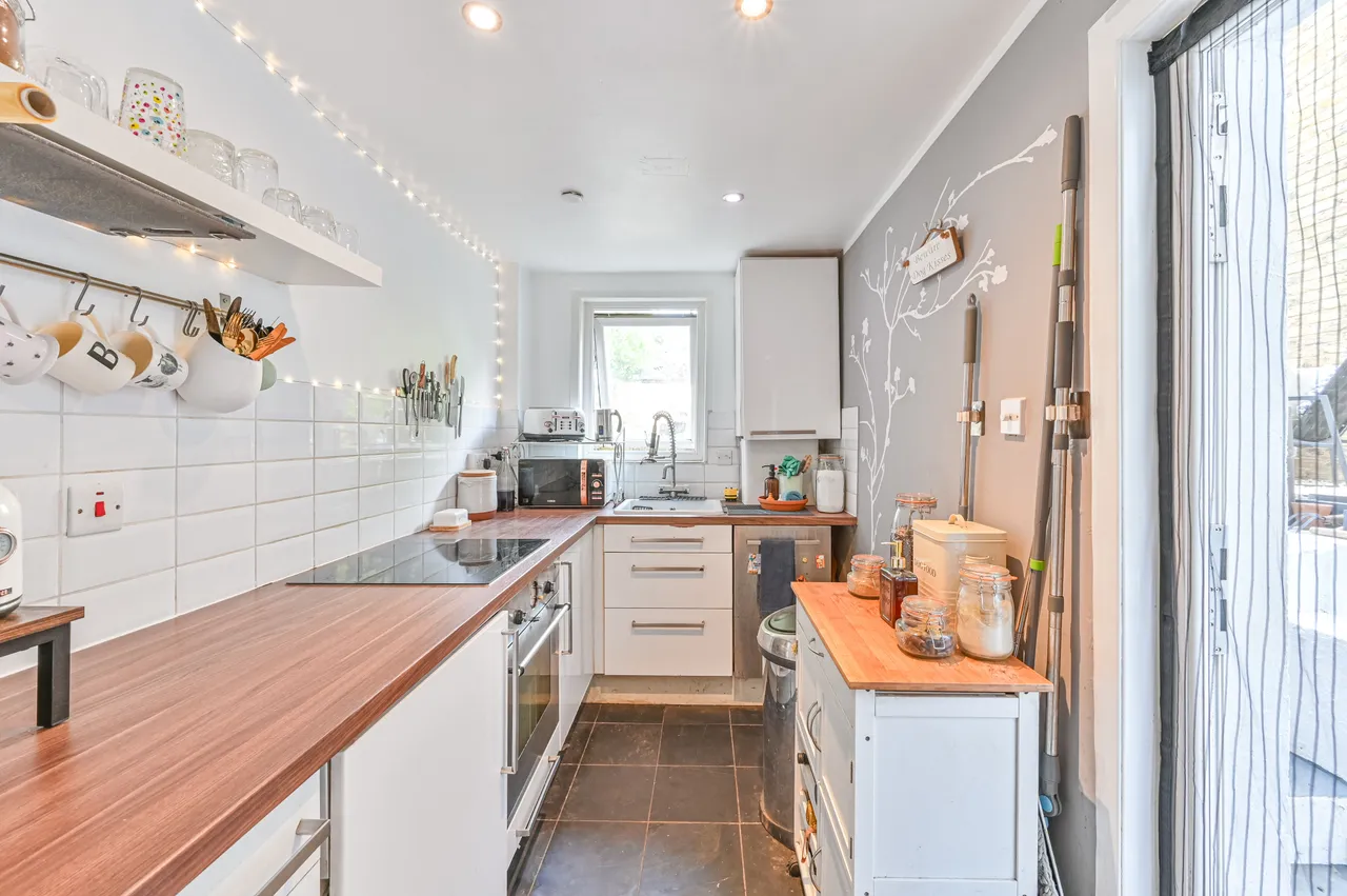 146a Lordship Lane, London, photo 8