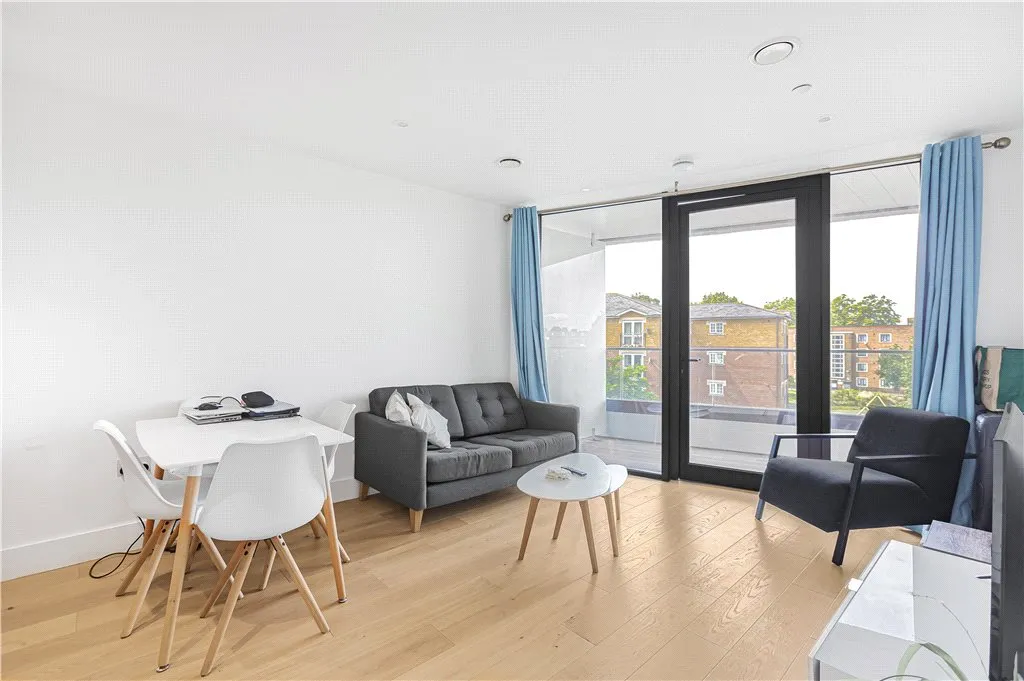 Kingsland High Street, London, E8, photo 5