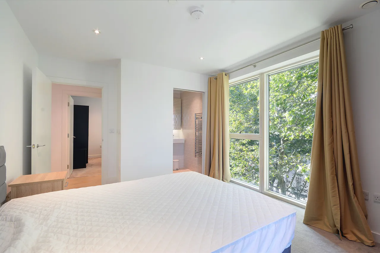 302 Capell Apartments, Victory Place, London, photo 9