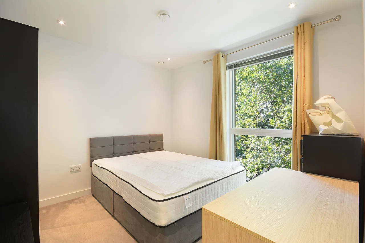 302 Capell Apartments, Victory Place, London, photo 7
