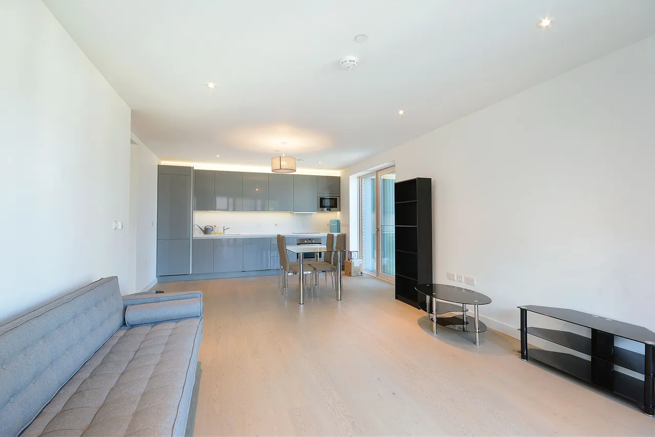 302 Capell Apartments, Victory Place, London, photo 5