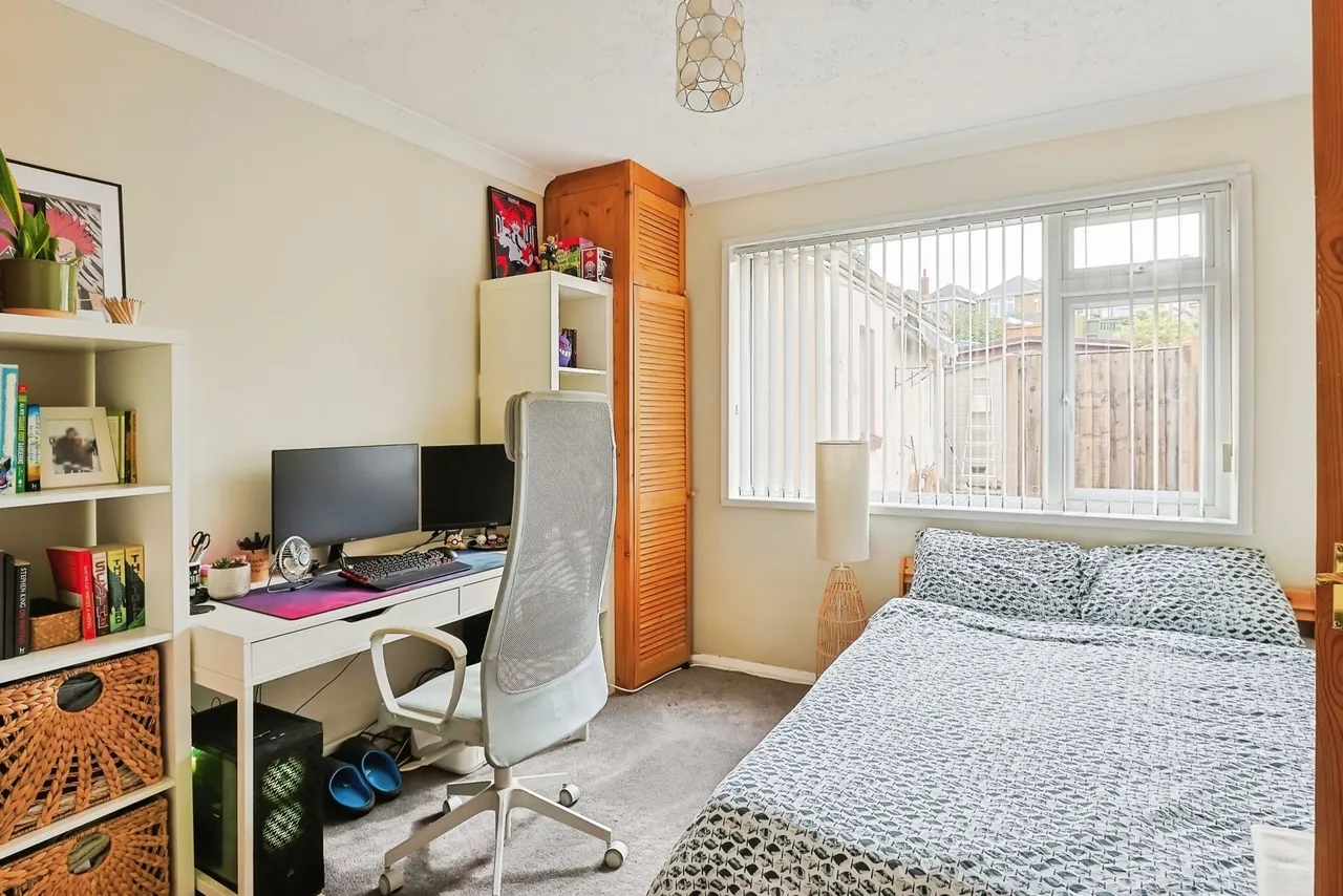 Grove Road, Poole, BH12, photo 11