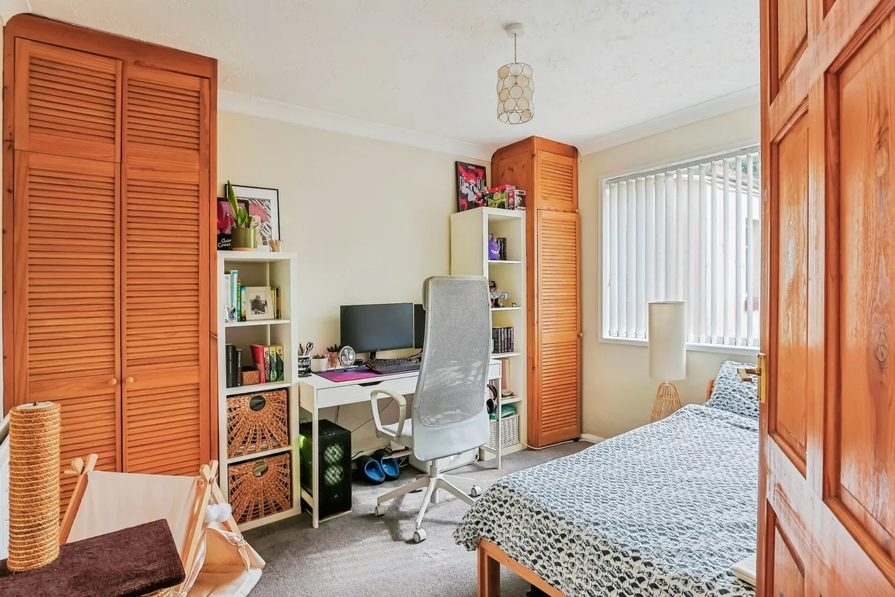 Grove Road, Poole, BH12, photo 10