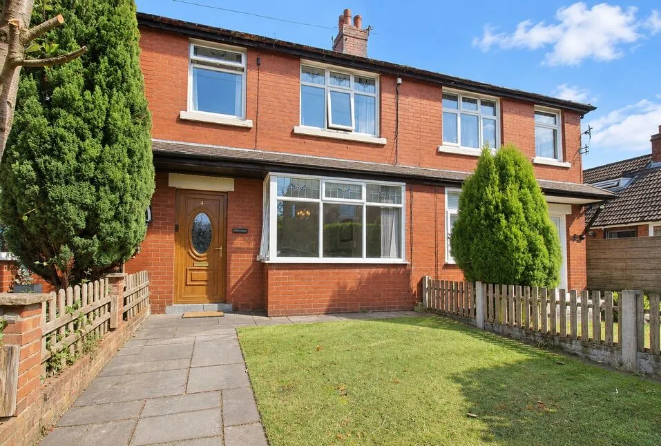 3 bed house for sale, Nelson Street, Bamber Bridge, PR5