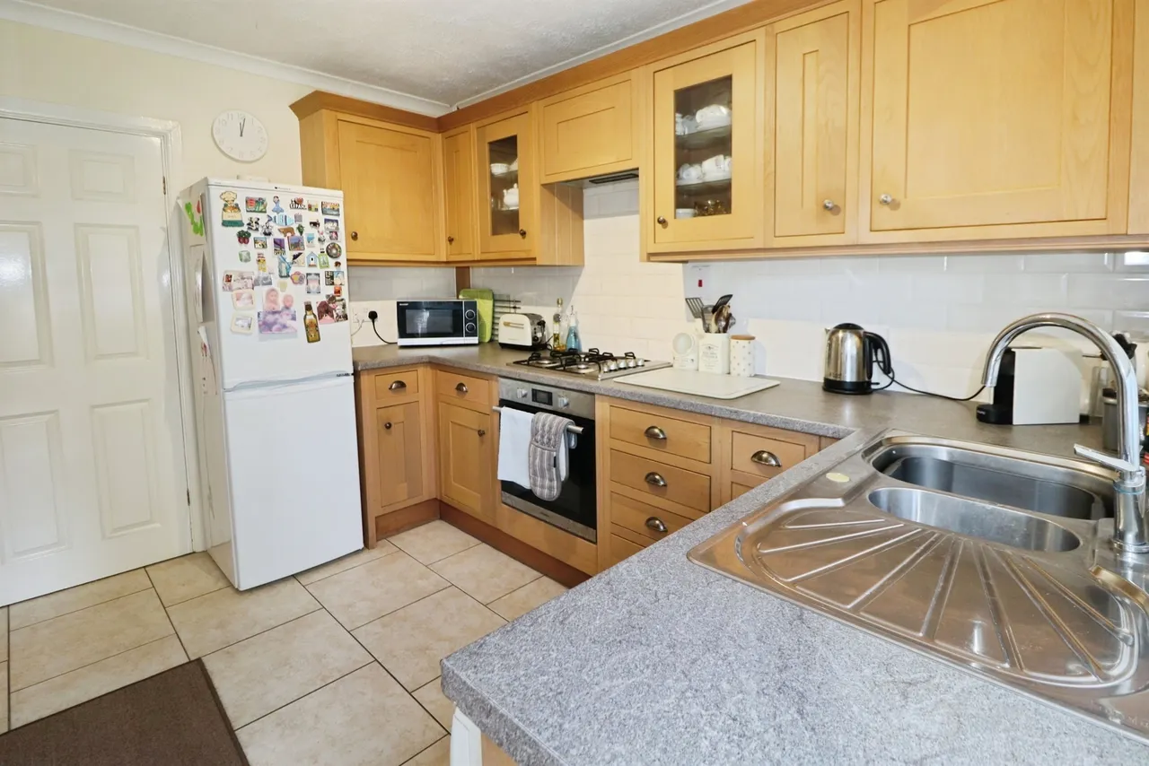 Michaelston Road, Cardiff, CF5, photo 4