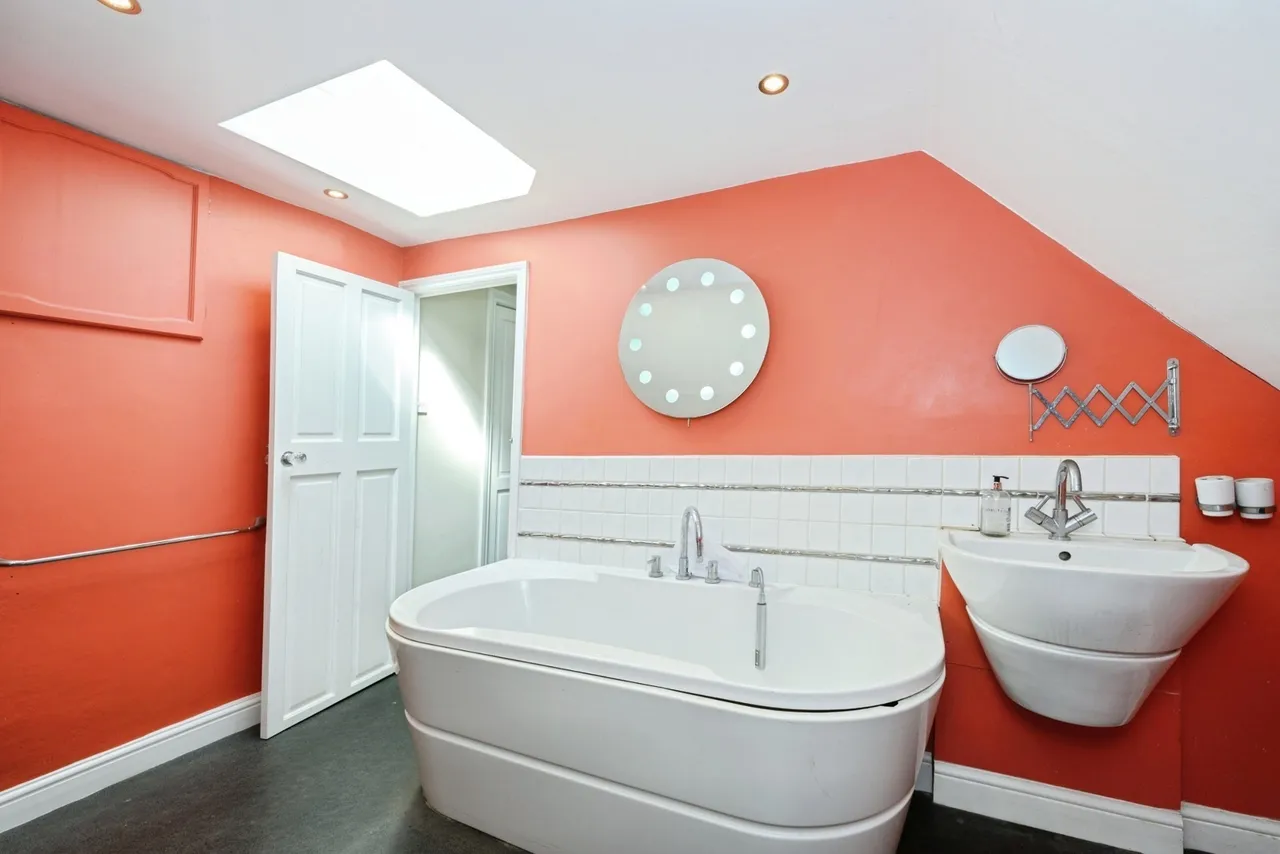 Hermitage Road, Kenley, Surrey, CR8, photo 14