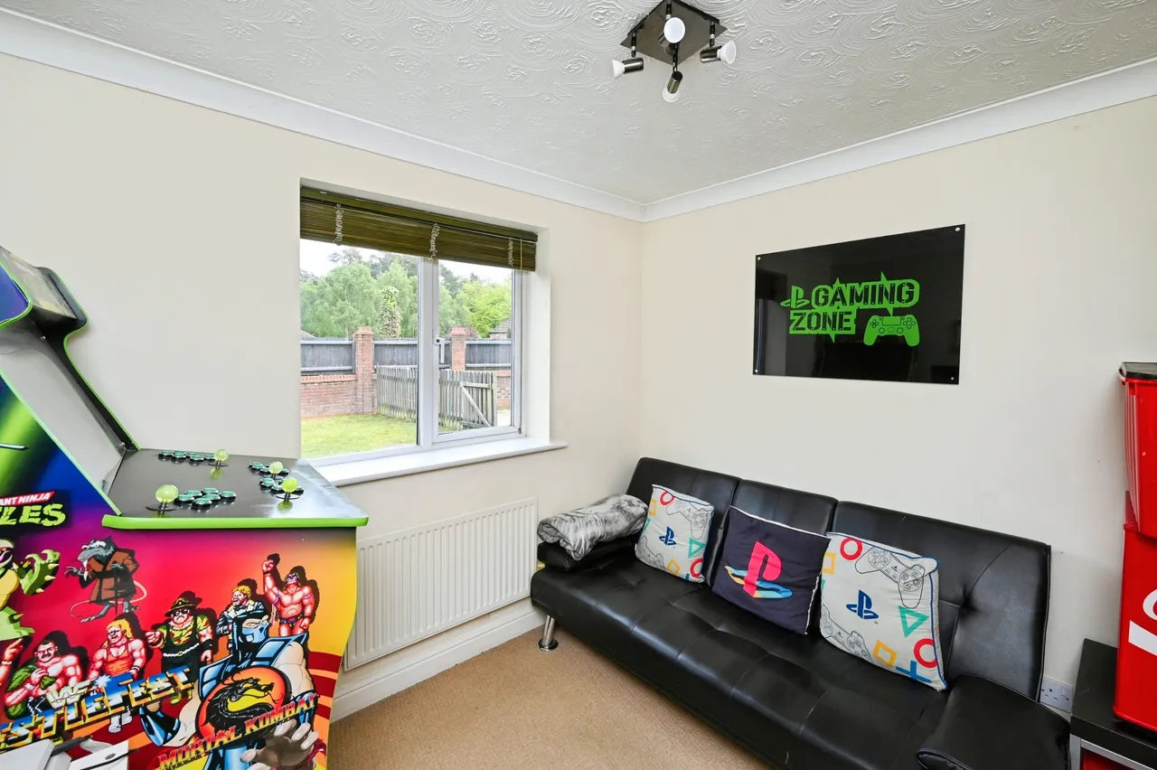 Chestnut Close Harlow Wood, Nottingham, photo 6