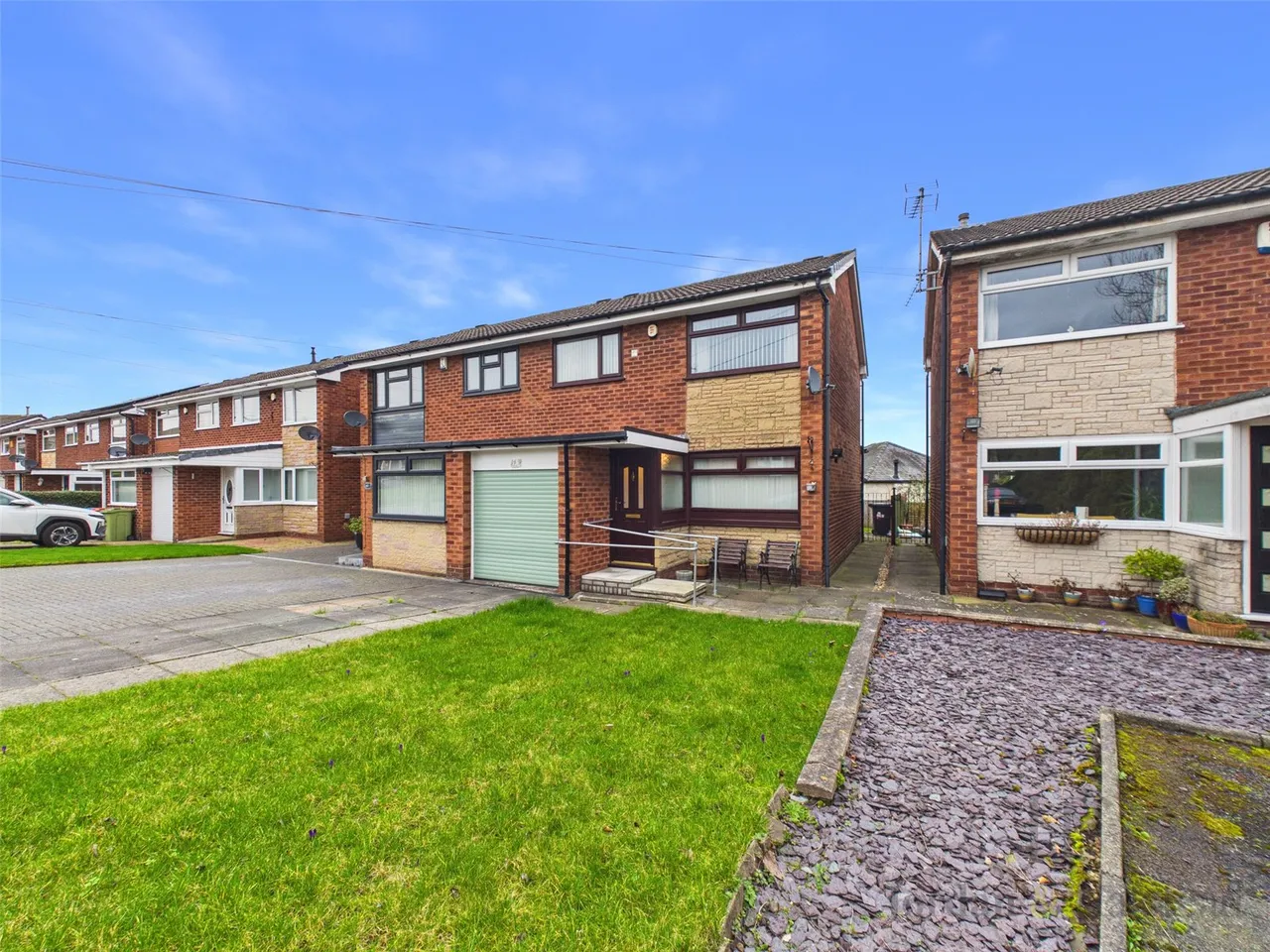 Weaver Road, Frodsham, Cheshire, WA6 7HR, photo 2