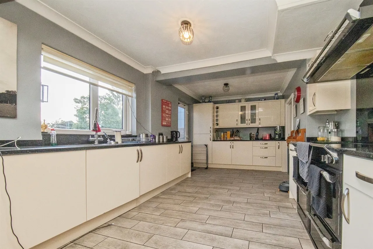 Douglas Road, Clacton-On-Sea, CO15, photo 5