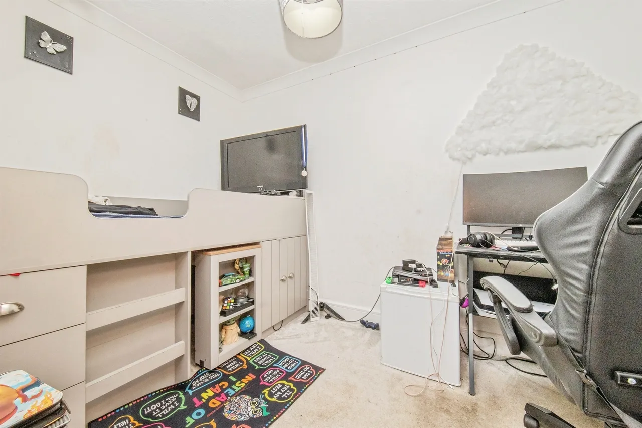 Douglas Road, Clacton-On-Sea, CO15, photo 8