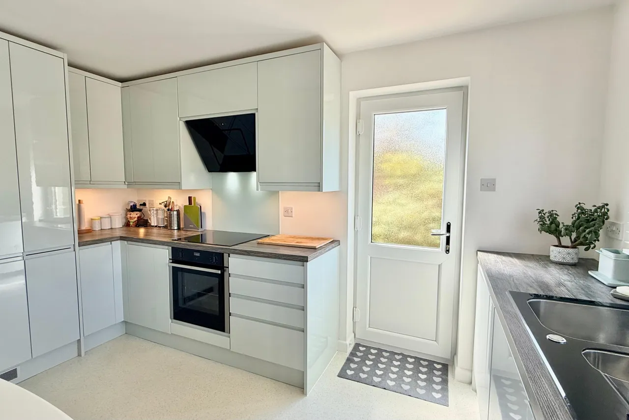 Shard Close, Verwood, BH31, photo 6