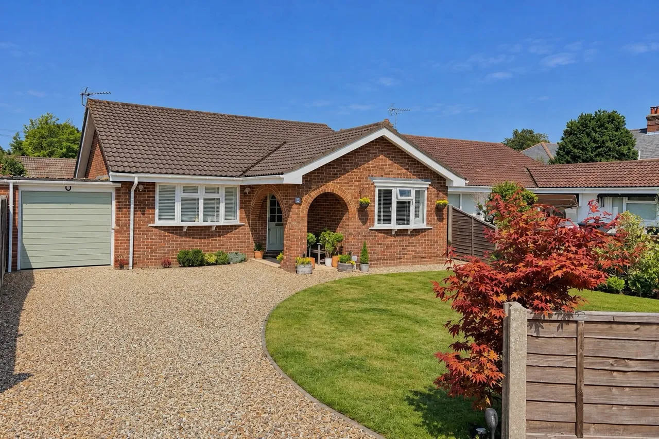 Shard Close, Verwood, BH31, photo 25