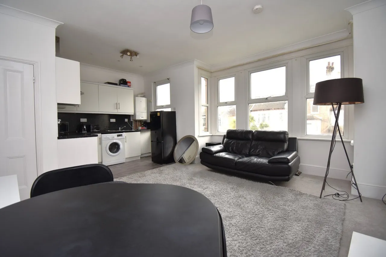 Eglinton Hill, SE18, photo 2