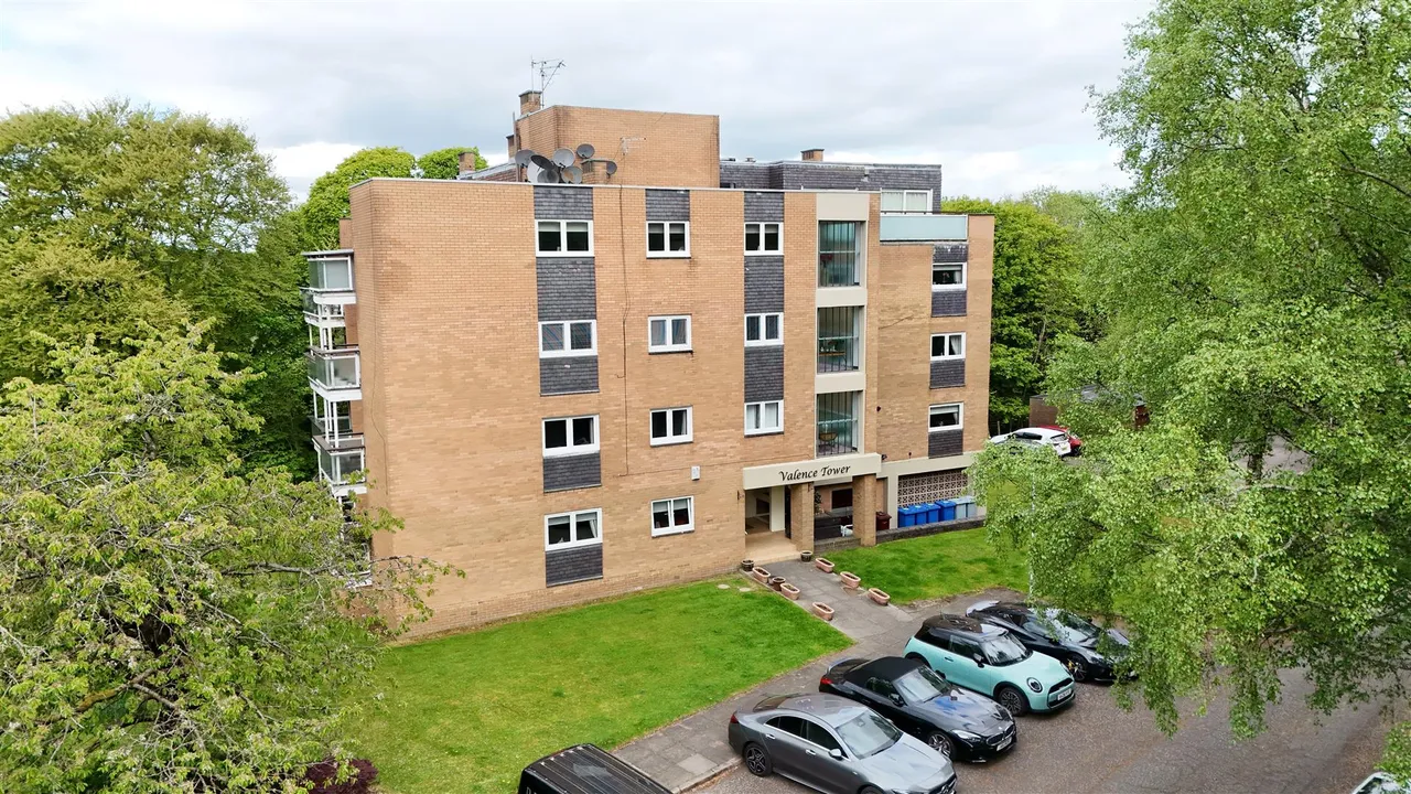 Regents Gate, Bothwell, South Lanarkshire, G71 8FD, photo 15