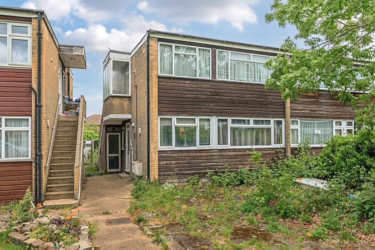 Baring Road, London, SE12, photo 2