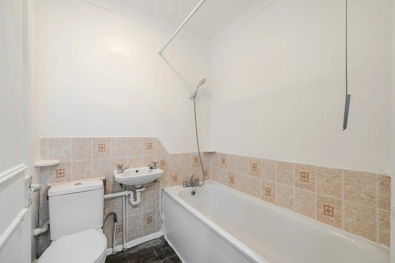 Baring Road, London, SE12, photo 7