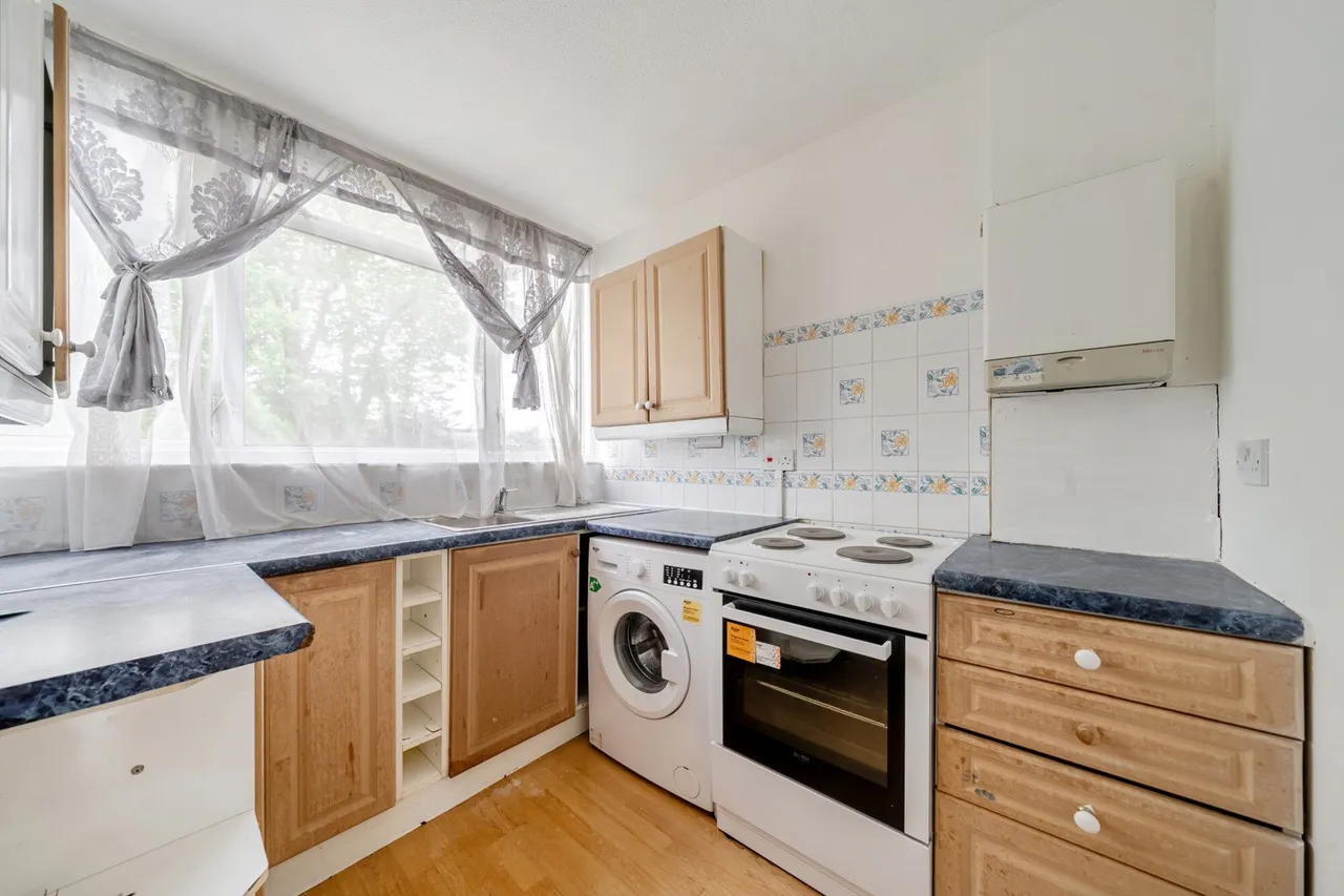 Baring Road, London, SE12, photo 5