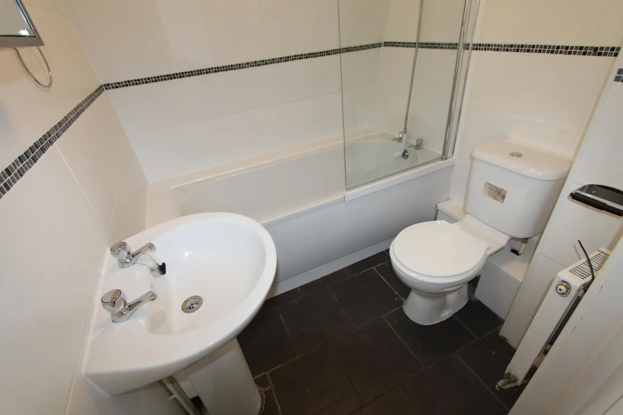 Old Warwick Road, Leamington Spa, CV31, photo 8