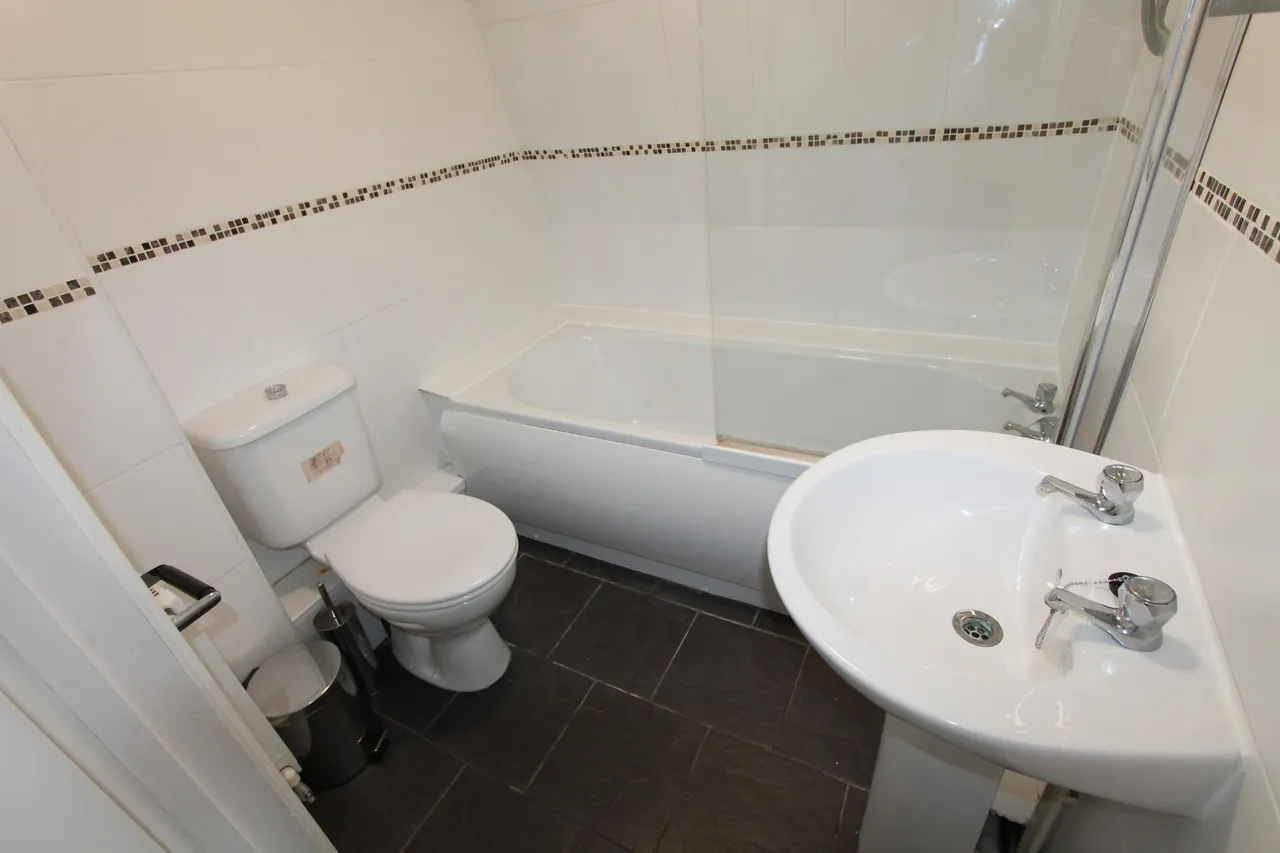 Old Warwick Road, Leamington Spa, CV31, photo 10