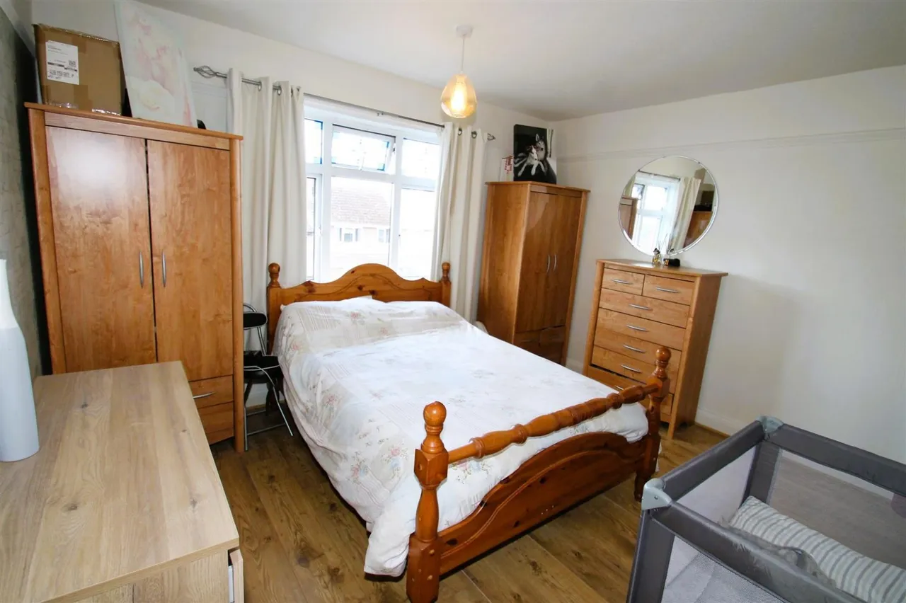 Cobham Road, Halesowen, photo 11