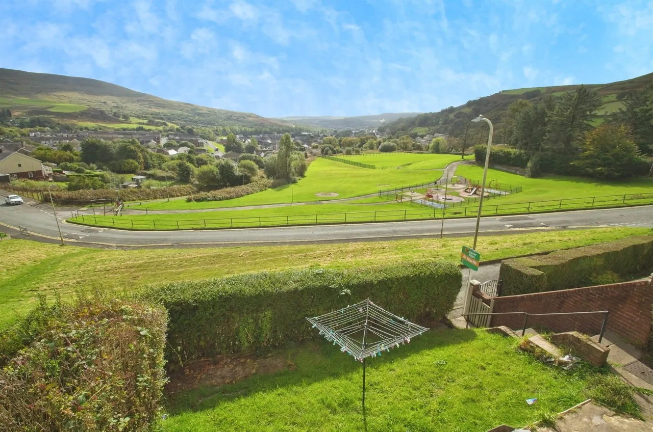 Rathbone Terrace, Maesteg, CF34, photo 13