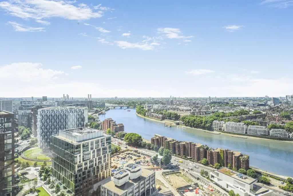 2 bed flat for sale, Carnation Way, Nine Elms, SW8