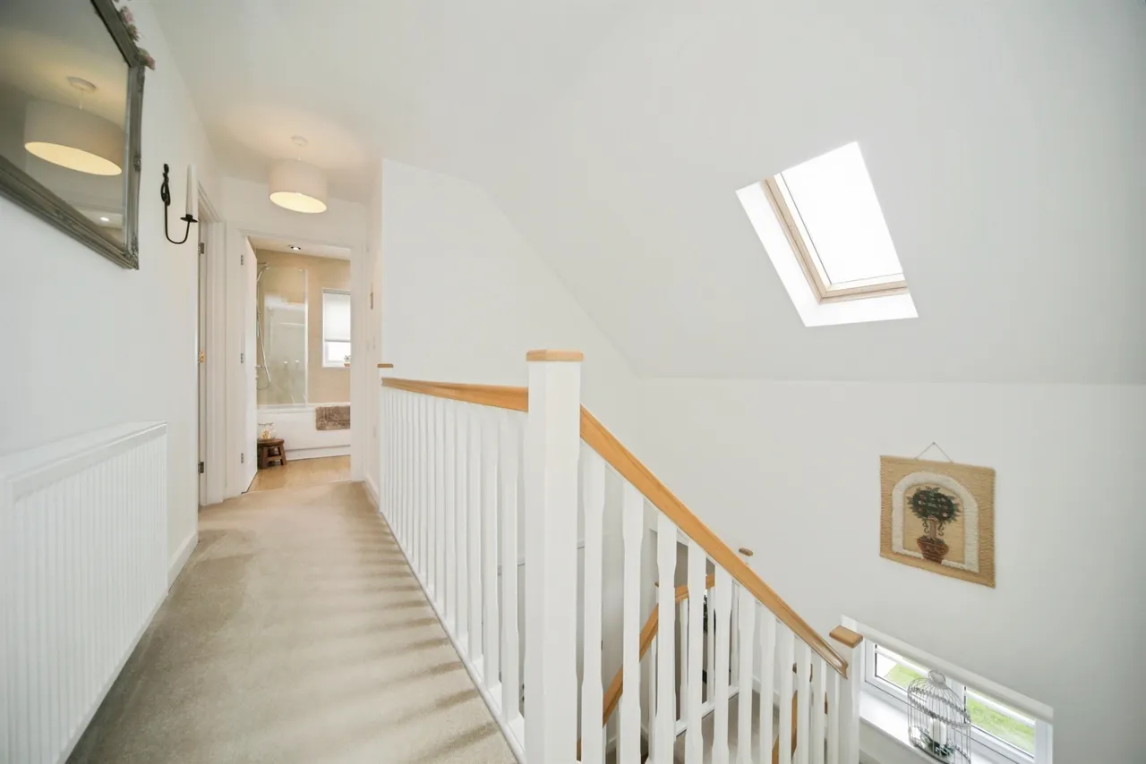 Platinum Drive, Badwell Ash, Bury St. Edmunds, photo 11