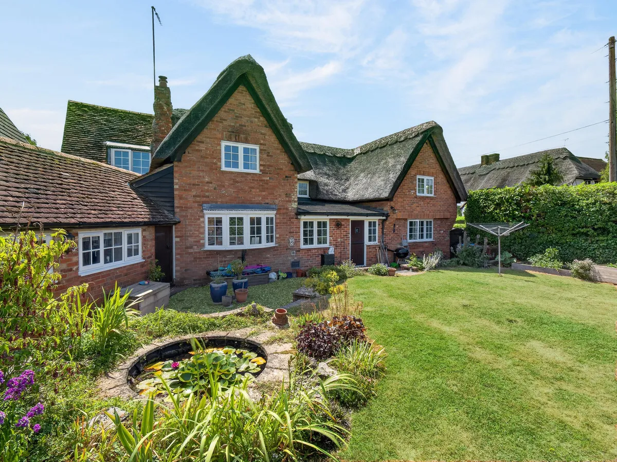 Main Street, Adstock Buckingham, MK18, photo 2