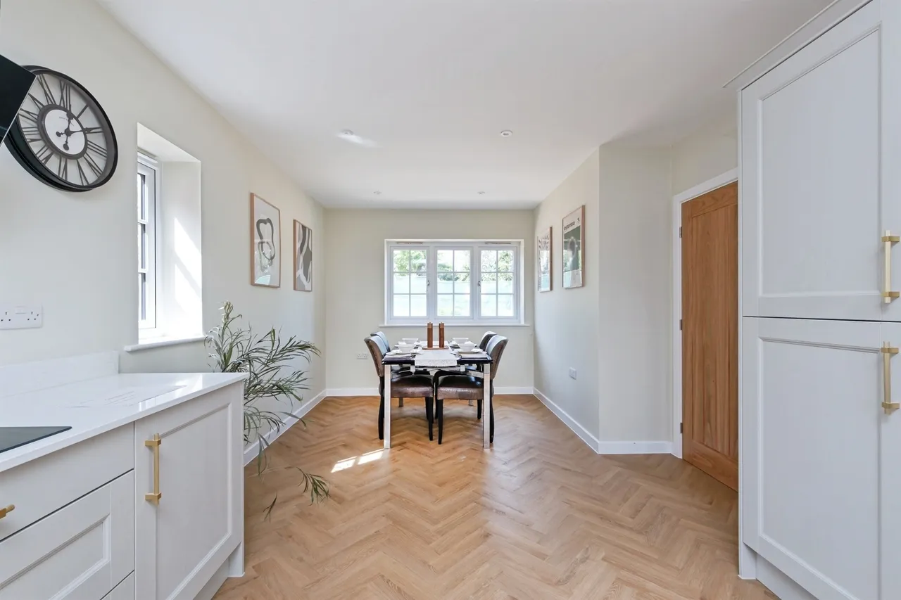 Turweston Road, Brackley, photo 9