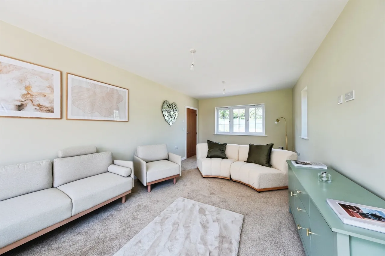 Turweston Road, Brackley, photo 5