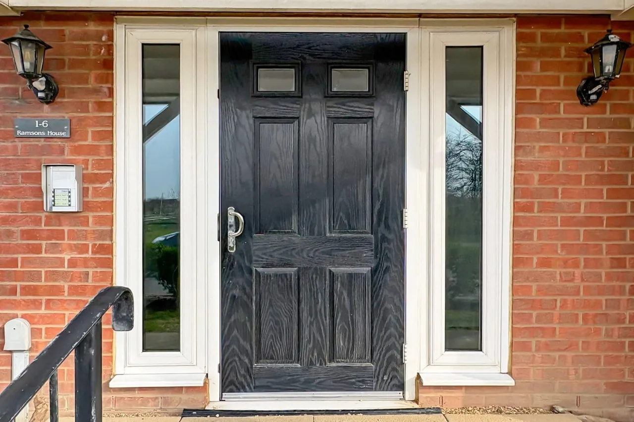 Worthing, BN13, photo 11
