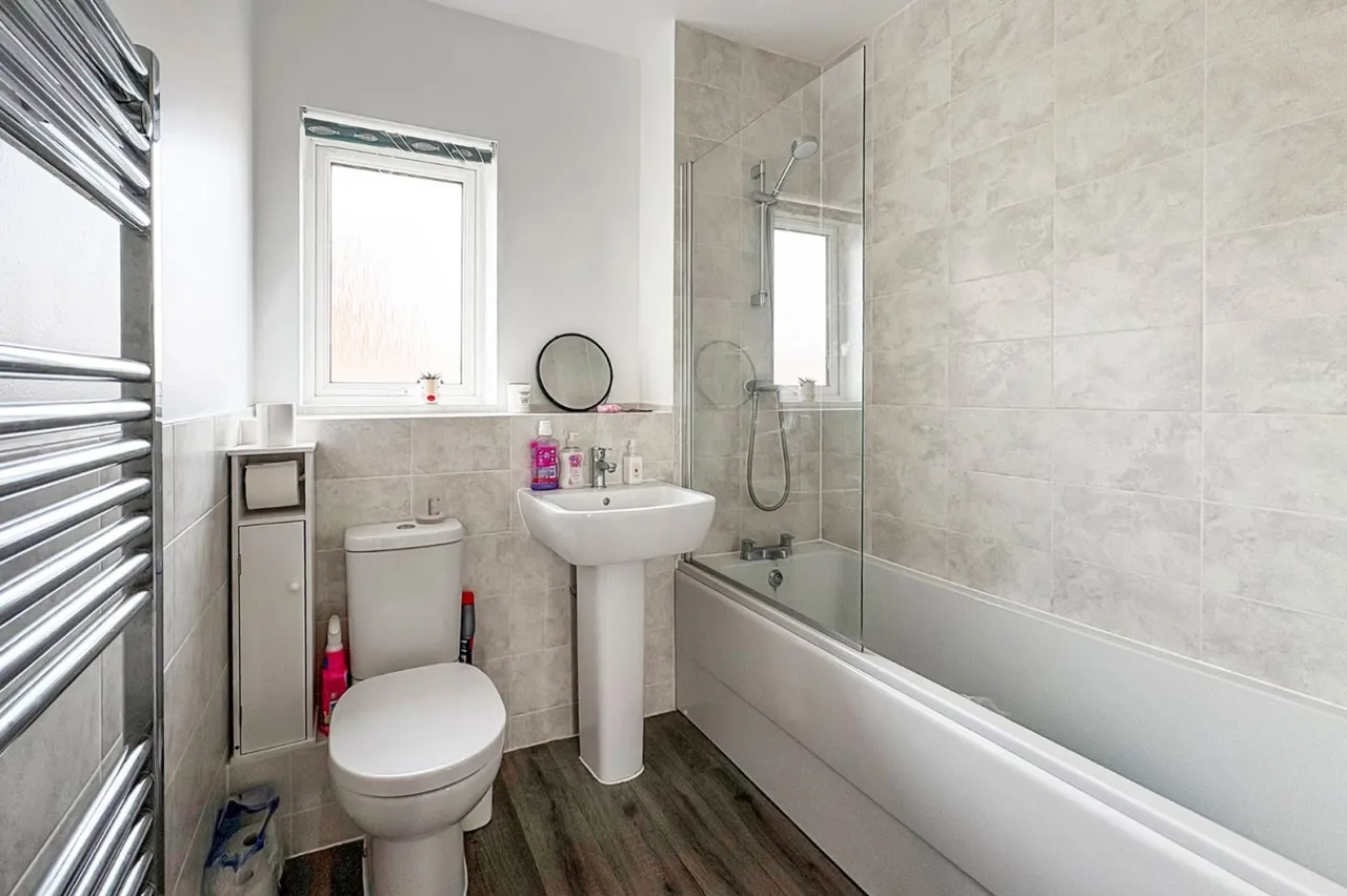 Worthing, BN13, photo 5