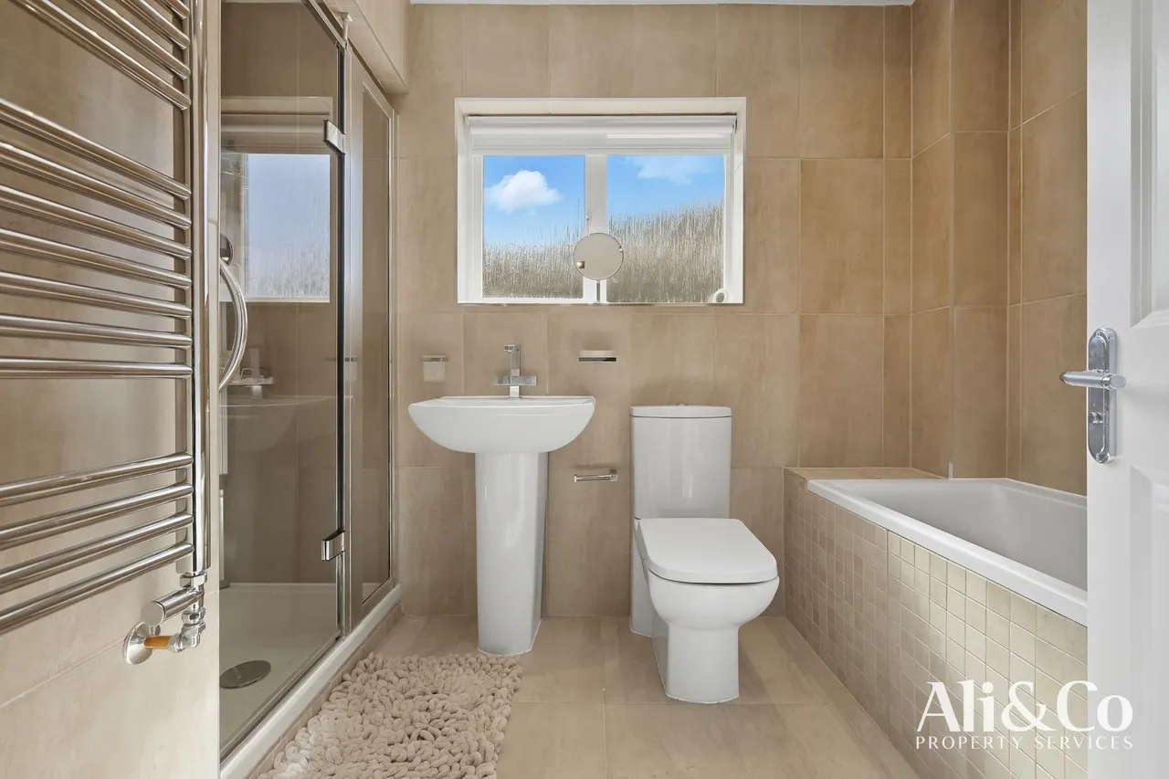 Hatton Close, Grays, Essex, RM16 6RP, photo 20