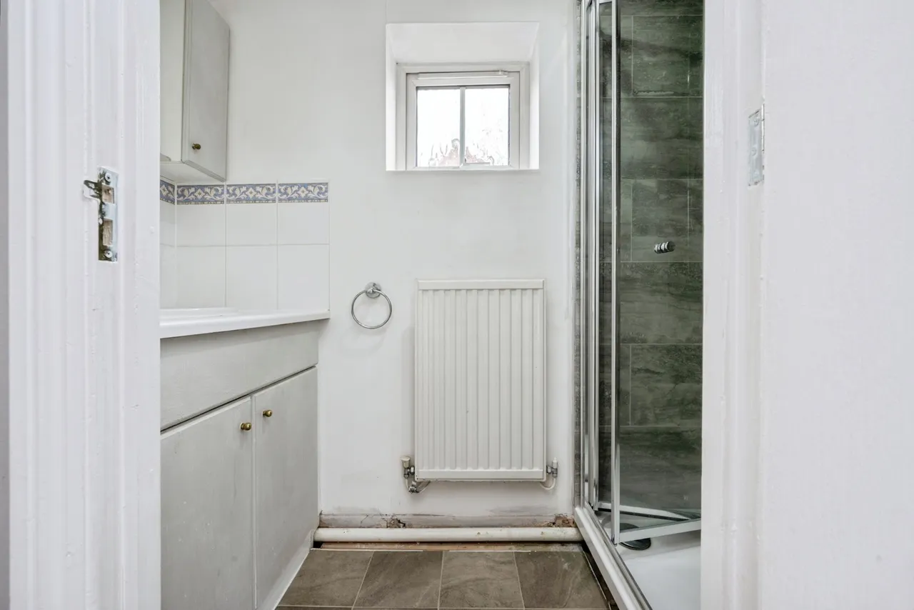 Wood Close, Biddenham, Bedford, Bedfordshire, MK40, photo 6
