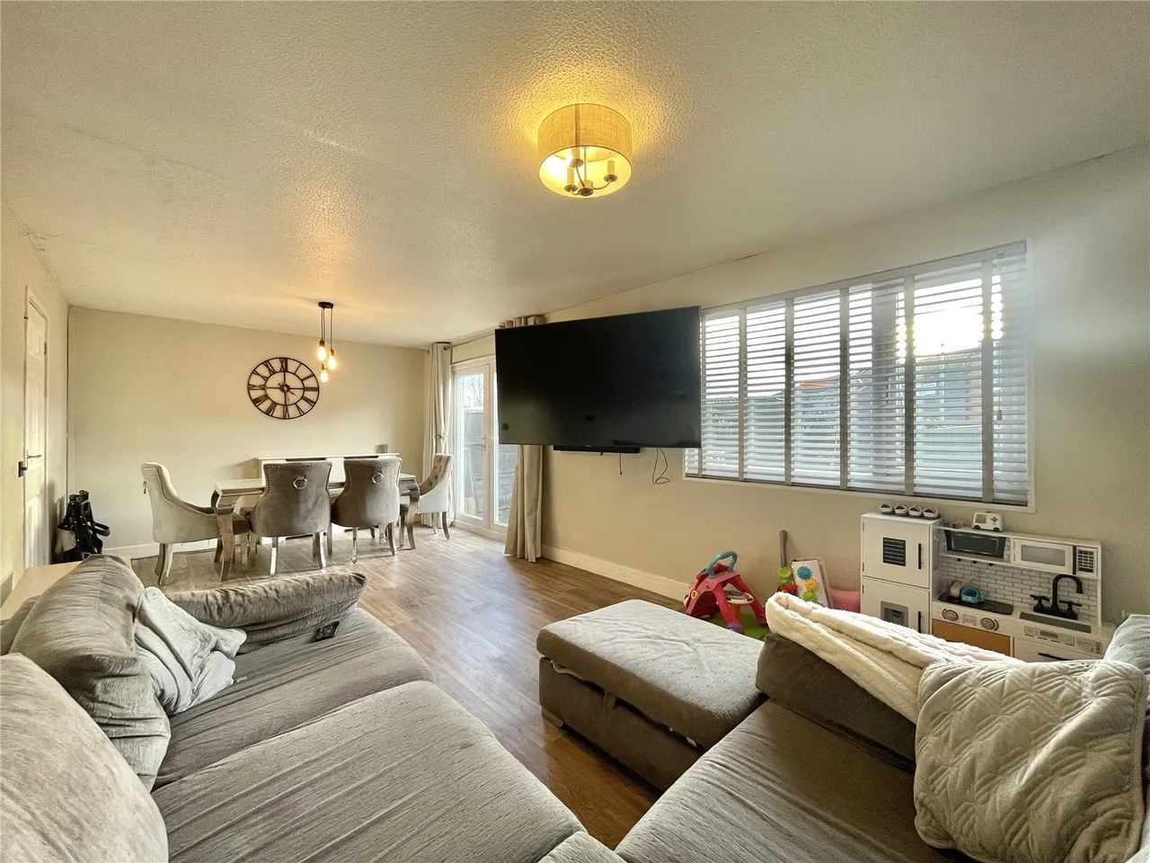 Fleetwood Walk, Murdishaw, WA7, photo 6