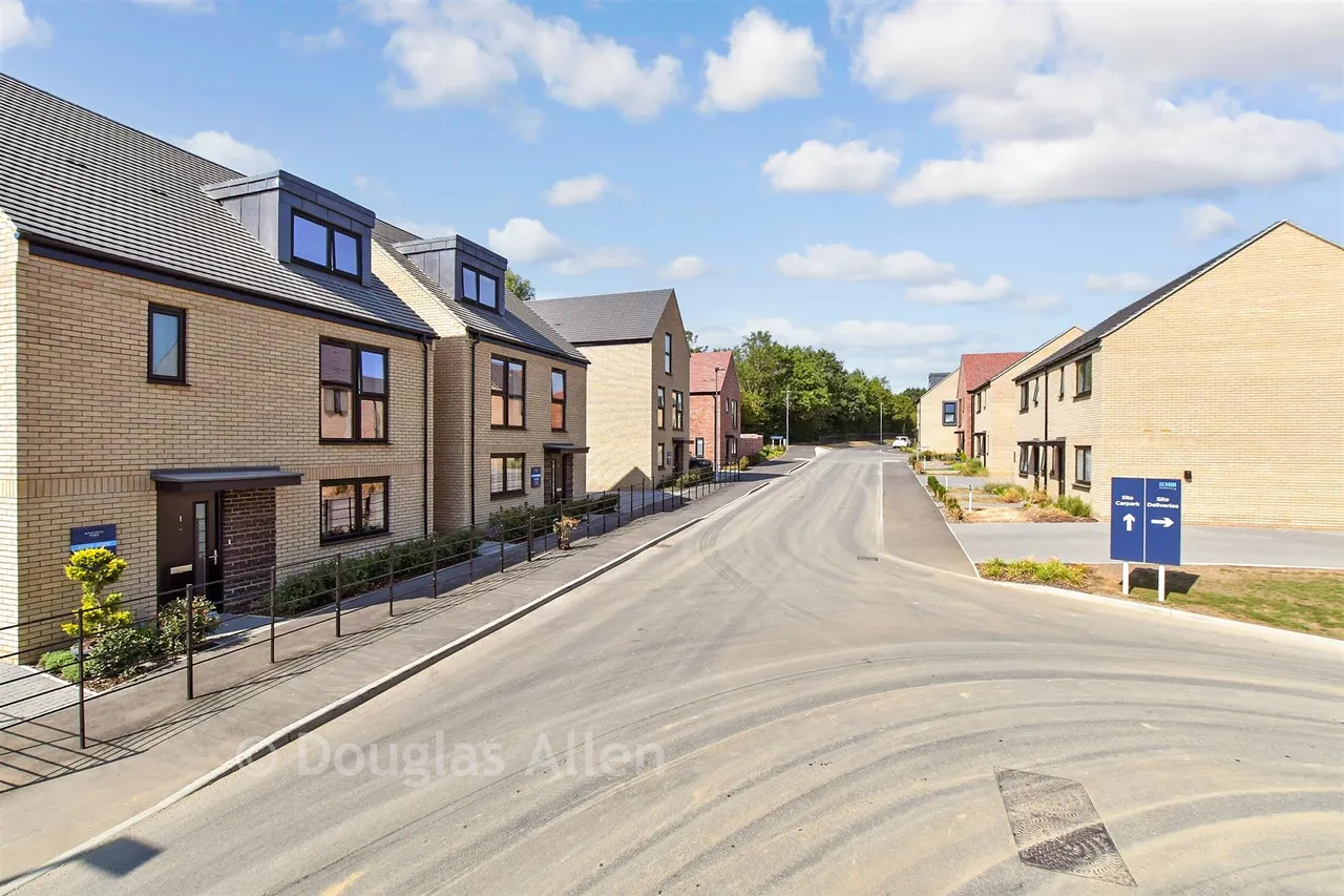 Emperor Crescent, Billericay, CM12, photo 19