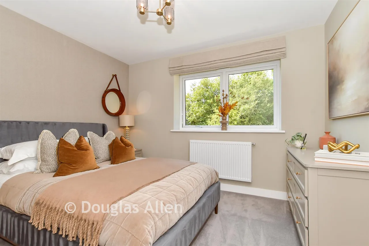 Emperor Crescent, Billericay, CM12, photo 12