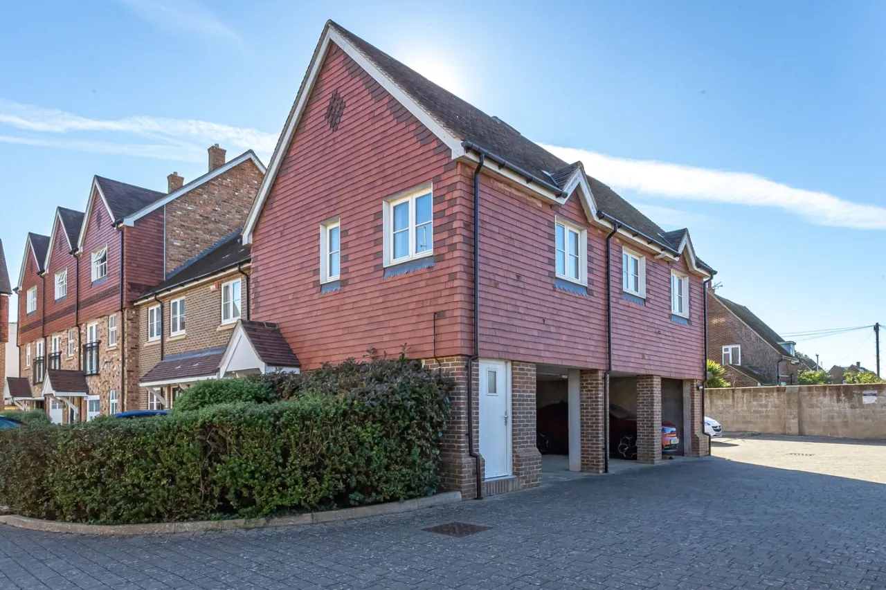 1 bed flat for sale, St. Augustines Close, Westgate-on-Sea, CT8