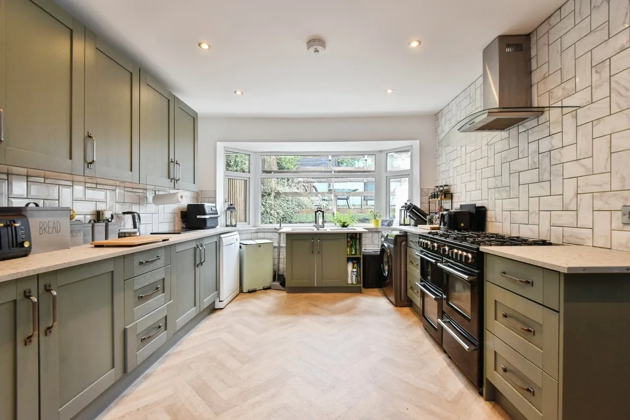 Greenfield Crescent, Llansamlet, SA7, photo 2