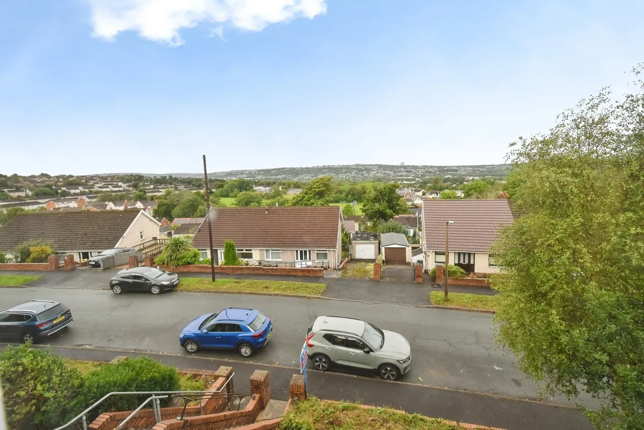 Greenfield Crescent, Llansamlet, SA7, photo 5